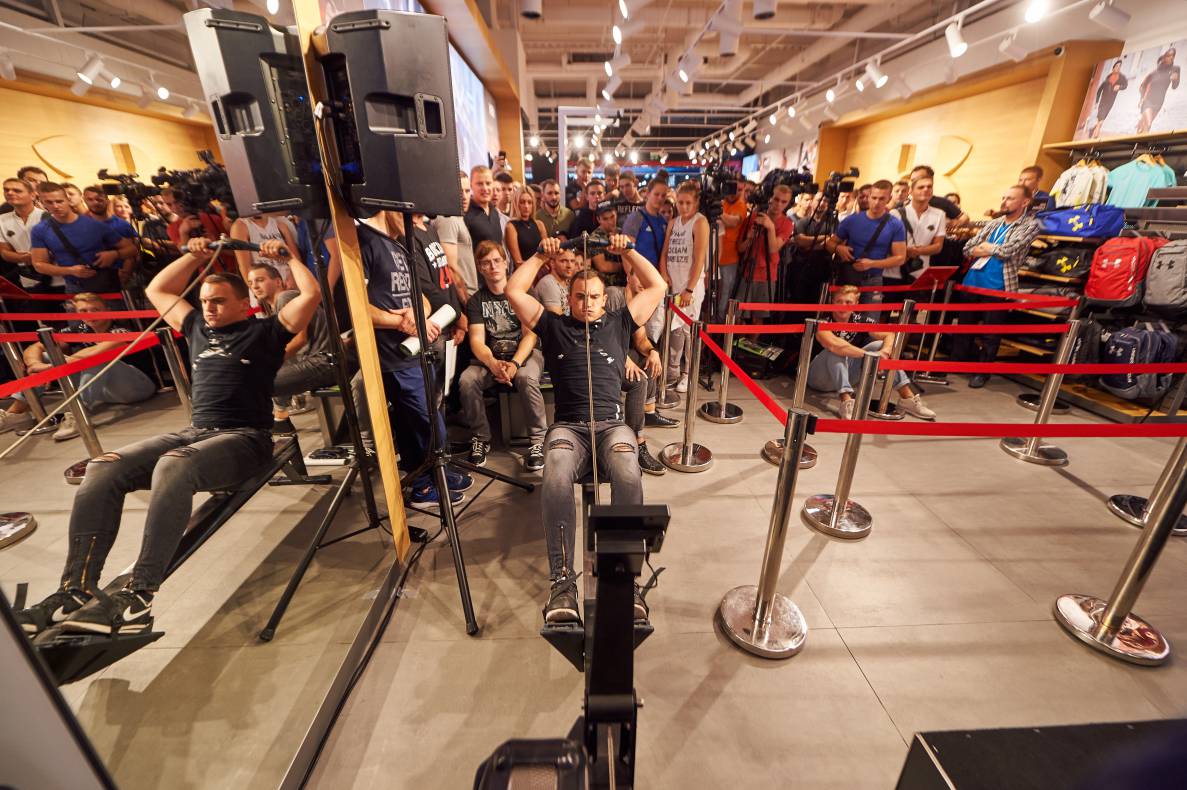 Autograph session of Vasily Lomachenko image-48