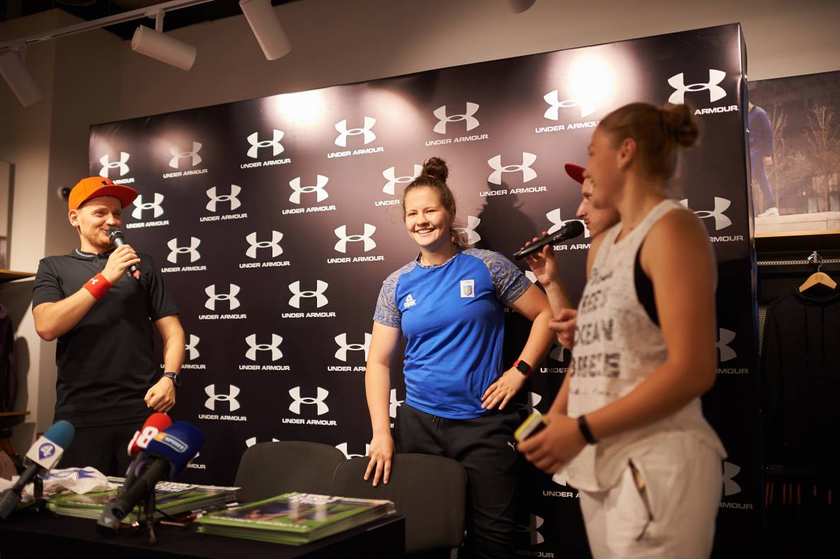 Autograph session of Vasily Lomachenko image-56