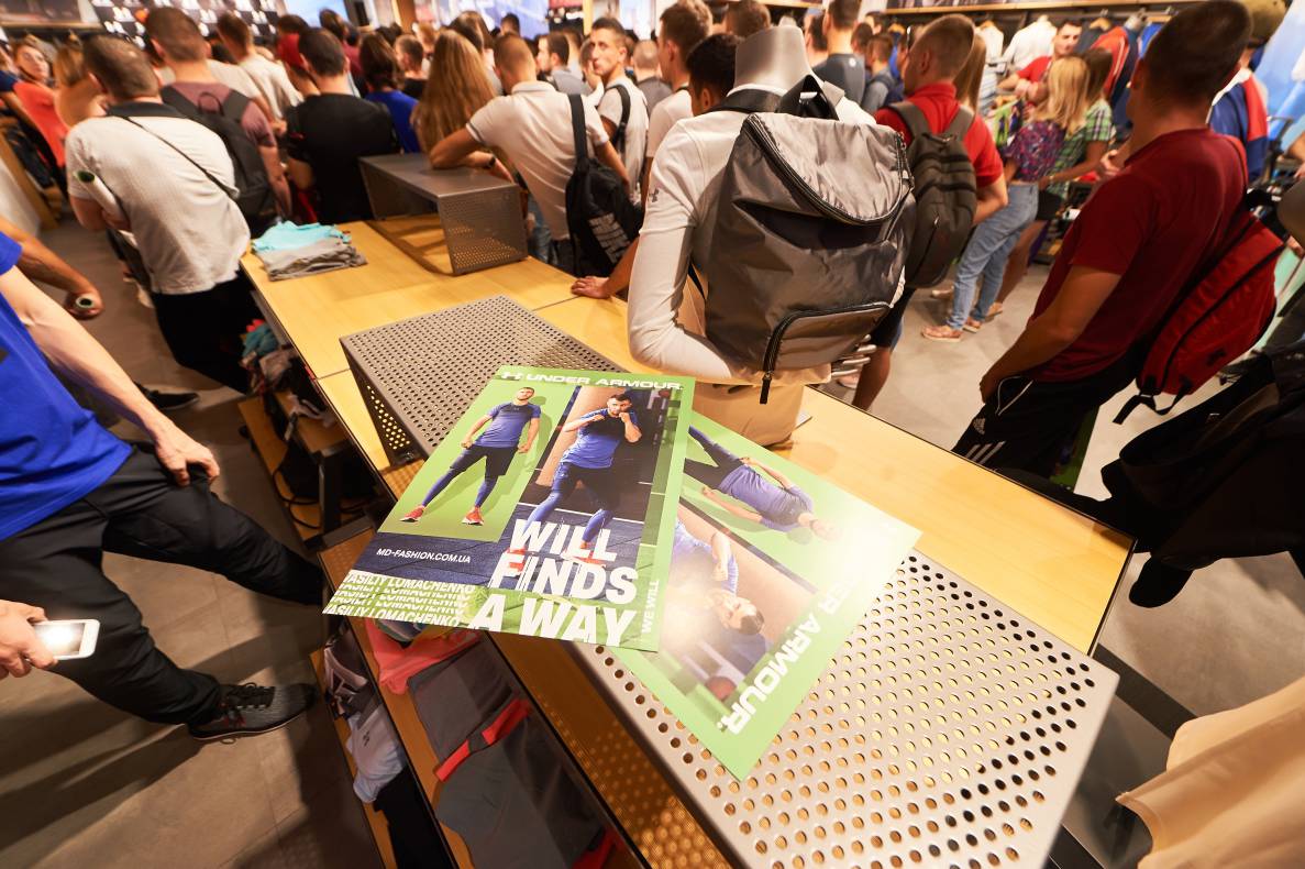 Autograph session of Vasily Lomachenko image-59