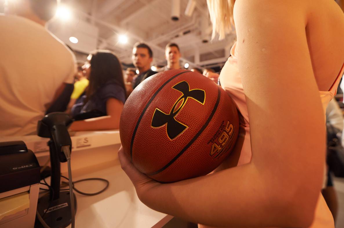 Autograph session of Vasily Lomachenko image-85