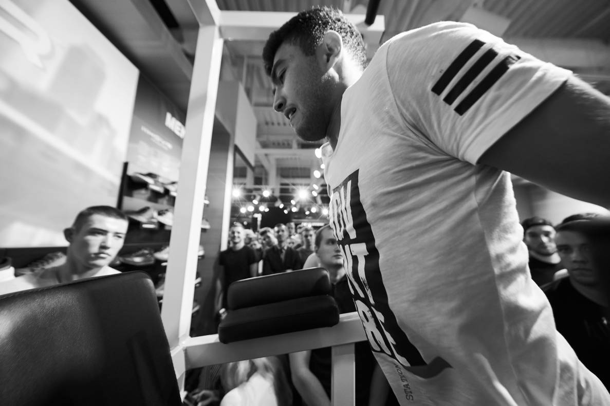 Autograph session of Vasily Lomachenko image-87