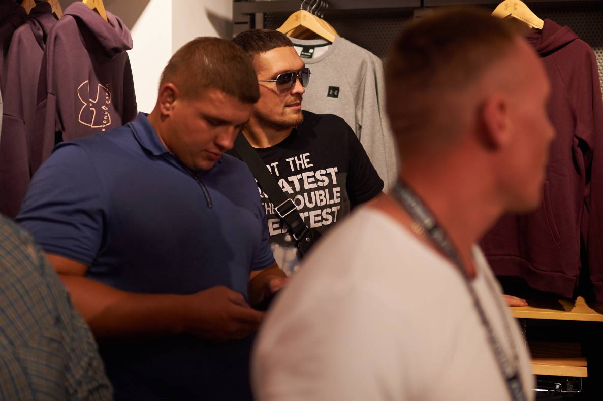 Autograph session of Vasily Lomachenko image-114