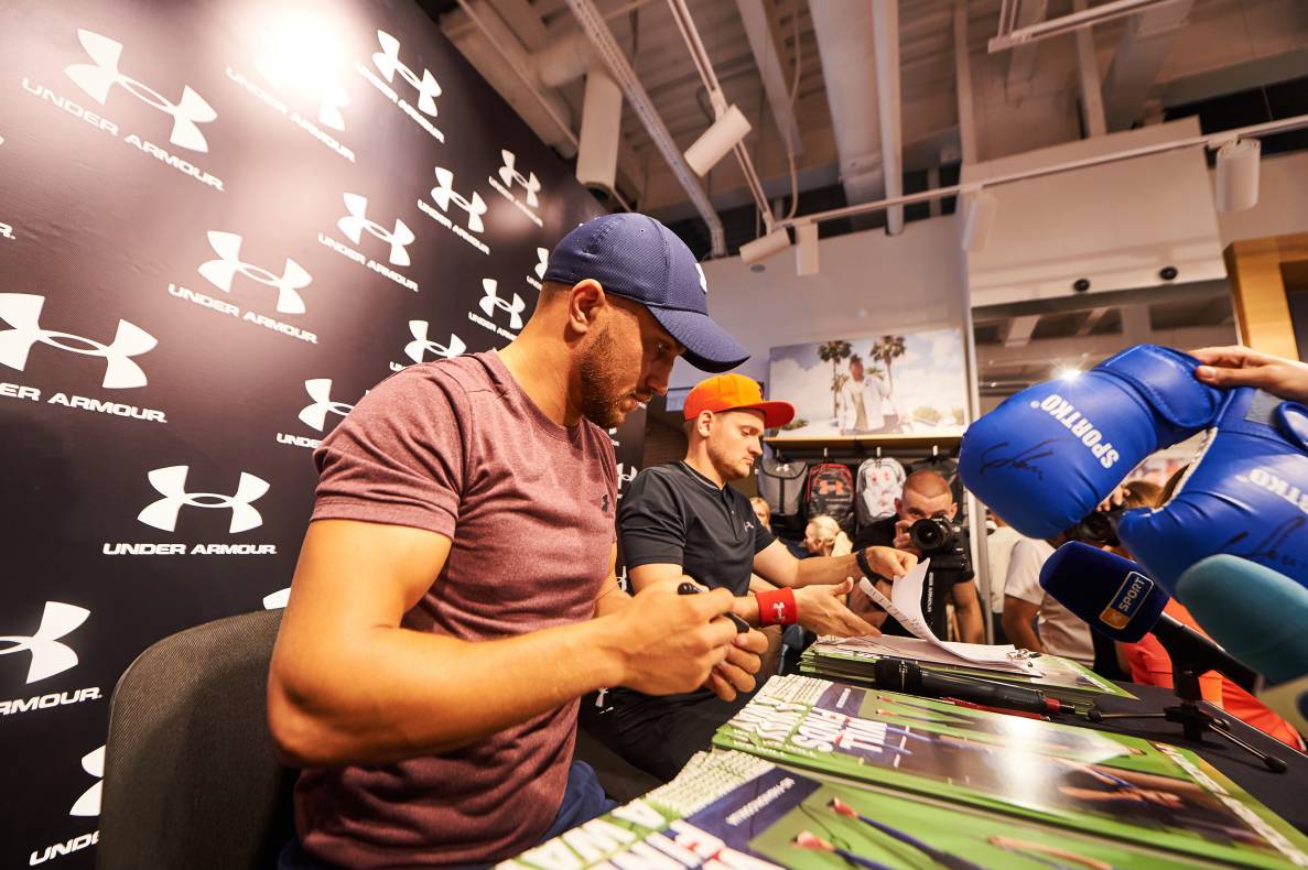 Autograph session of Vasily Lomachenko image-125