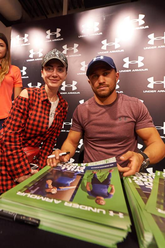 Autograph session of Vasily Lomachenko image-141