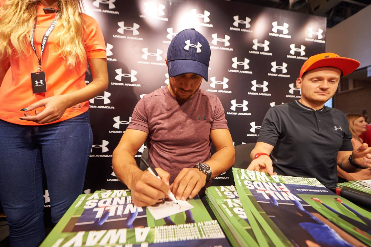 Autograph session of Vasily Lomachenko image-142