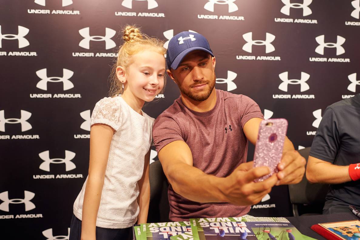 Autograph session of Vasily Lomachenko image-194