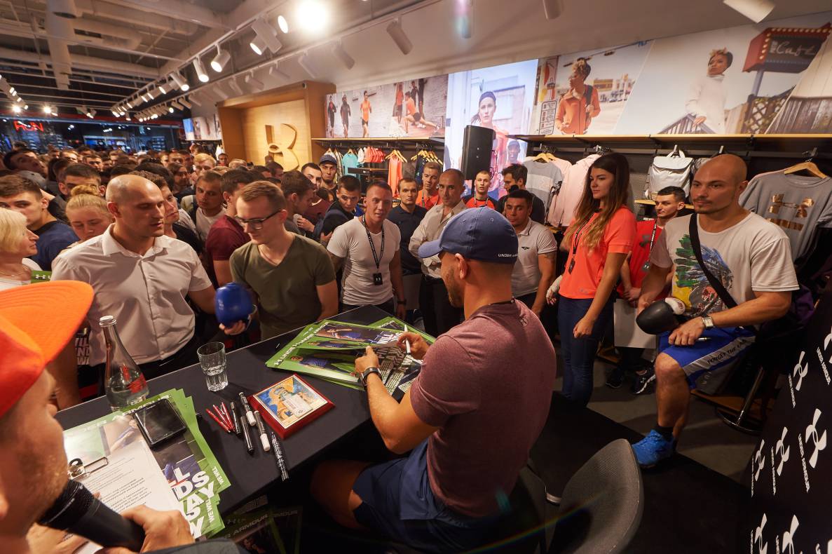 Autograph session of Vasily Lomachenko image-199