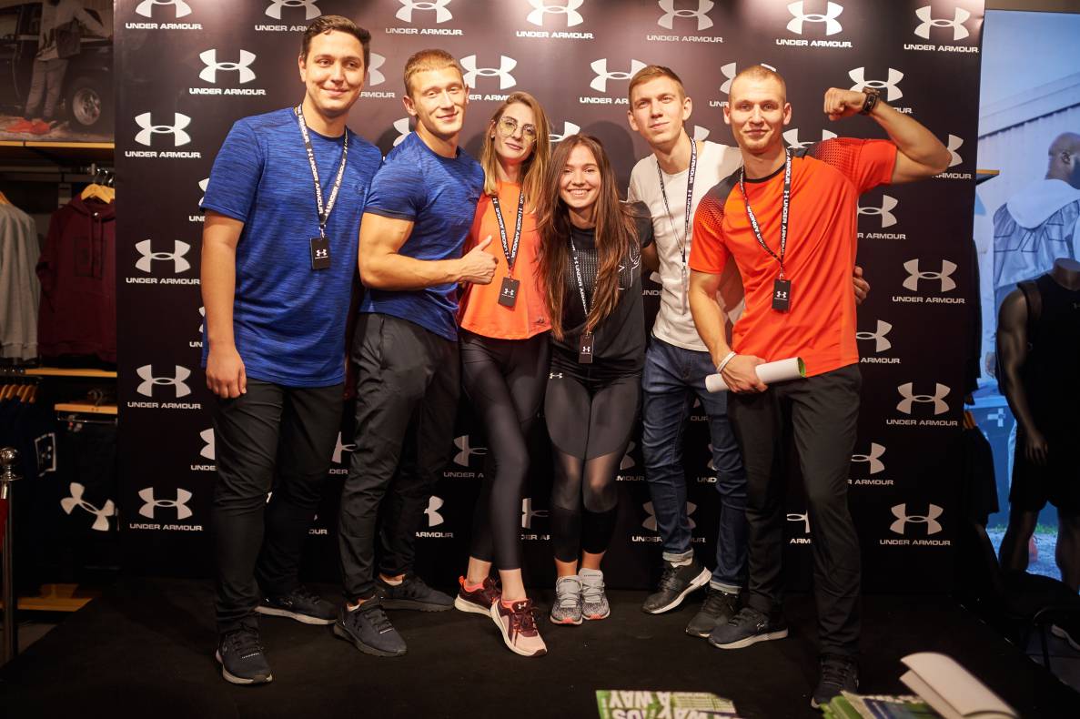 Autograph session of Vasily Lomachenko image-218