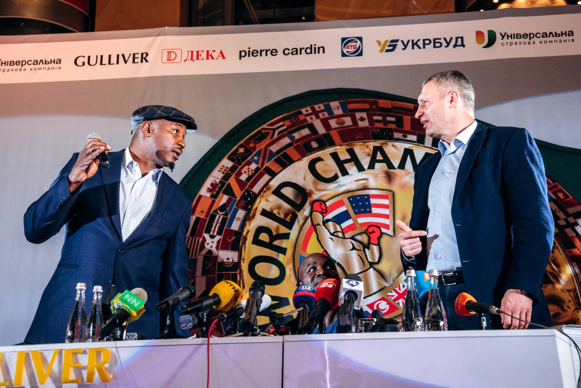 Зустріч з легендами світового боксу — Холіфілдом, Льюїсом та Кличком image-16