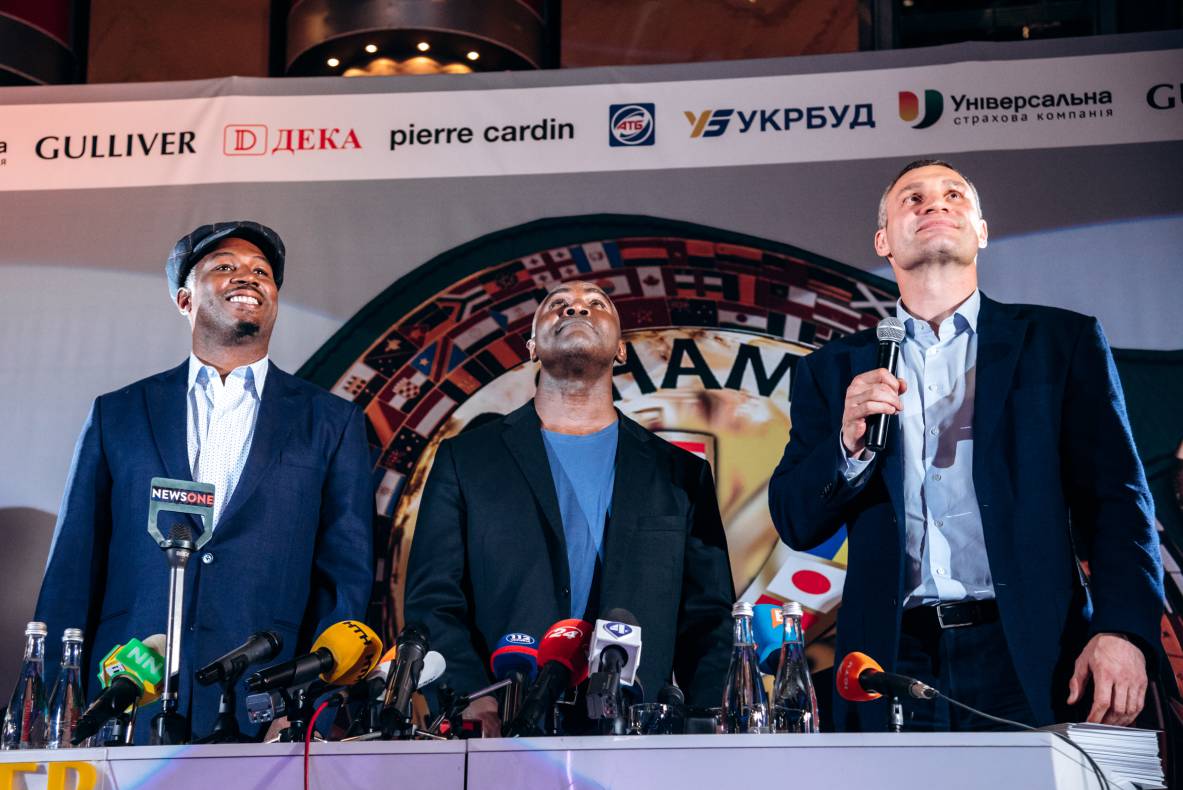 Зустріч з легендами світового боксу — Холіфілдом, Льюїсом та Кличком image-42