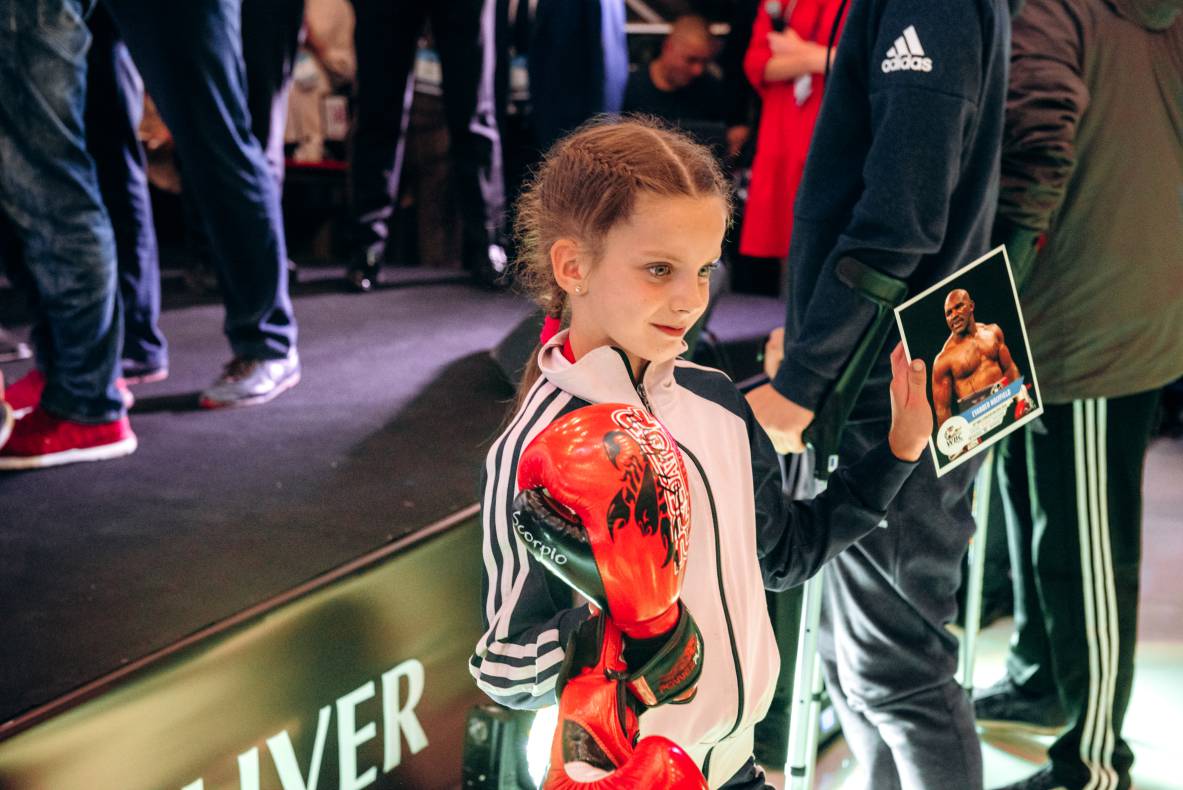 Зустріч з легендами світового боксу — Холіфілдом, Льюїсом та Кличком image-45