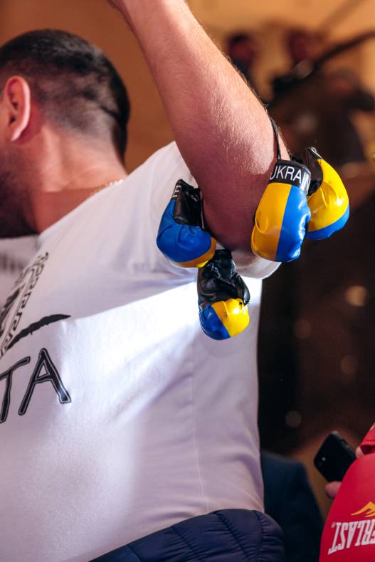 Зустріч з легендами світового боксу — Холіфілдом, Льюїсом та Кличком image-97