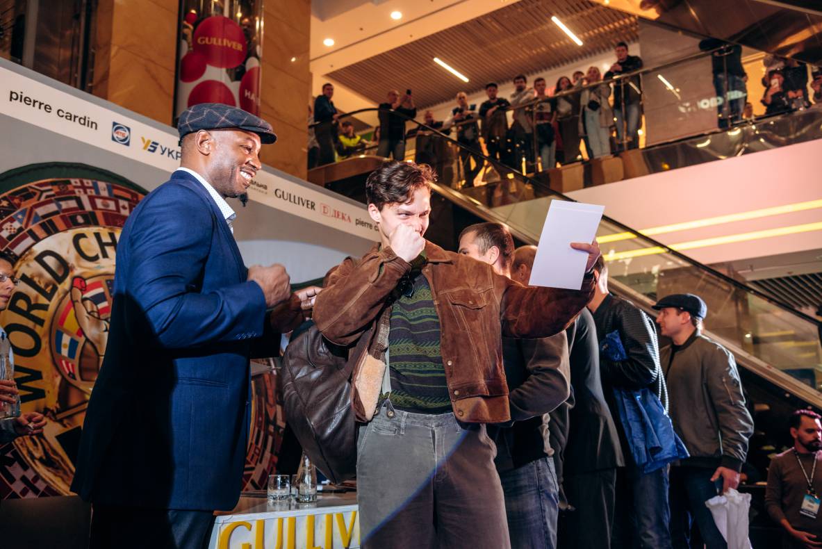 Зустріч з легендами світового боксу — Холіфілдом, Льюїсом та Кличком image-102