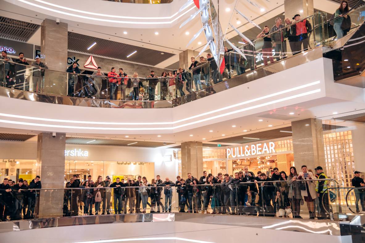 Зустріч з легендами світового боксу — Холіфілдом, Льюїсом та Кличком image-150