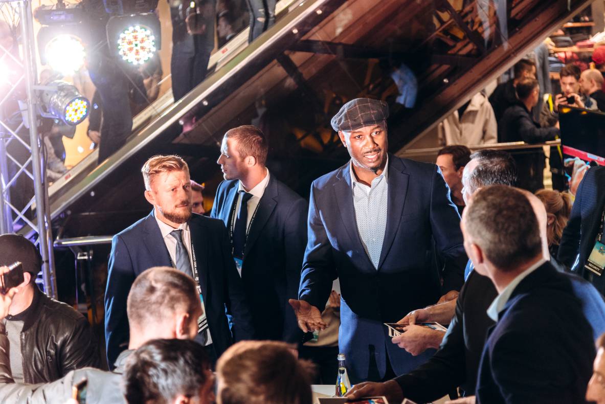 Зустріч з легендами світового боксу — Холіфілдом, Льюїсом та Кличком image-151