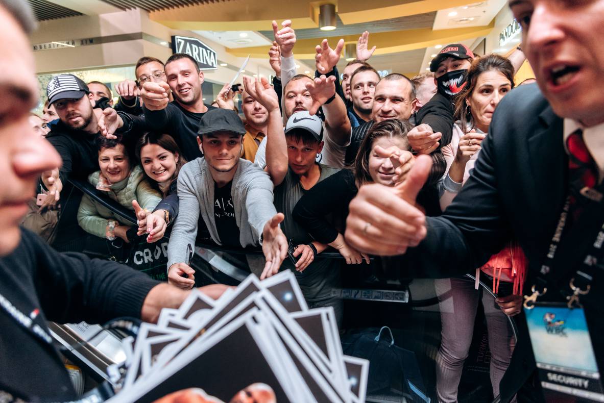 Зустріч з легендами світового боксу — Холіфілдом, Льюїсом та Кличком image-162