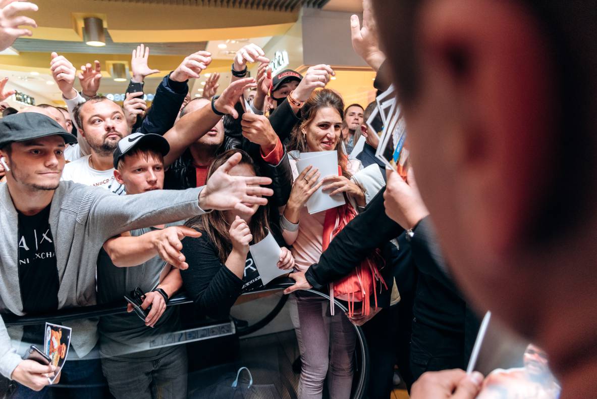 Зустріч з легендами світового боксу — Холіфілдом, Льюїсом та Кличком image-169