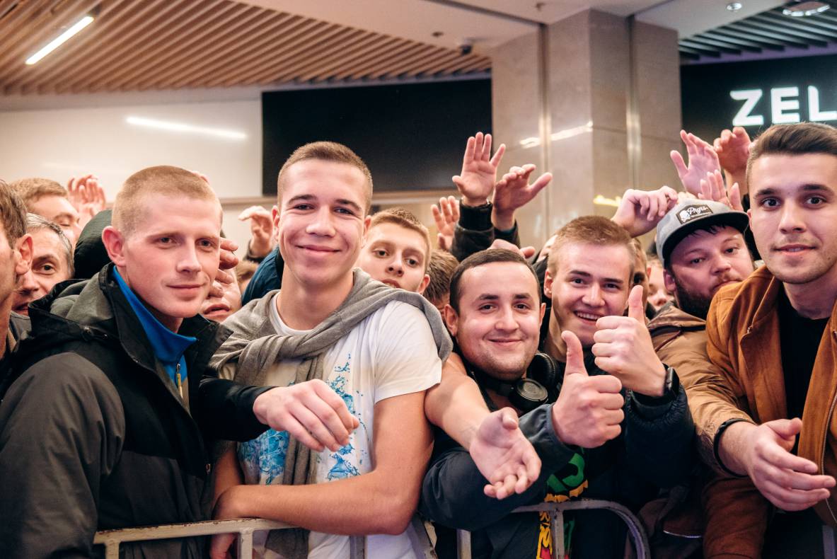 Зустріч з легендами світового боксу — Холіфілдом, Льюїсом та Кличком image-186