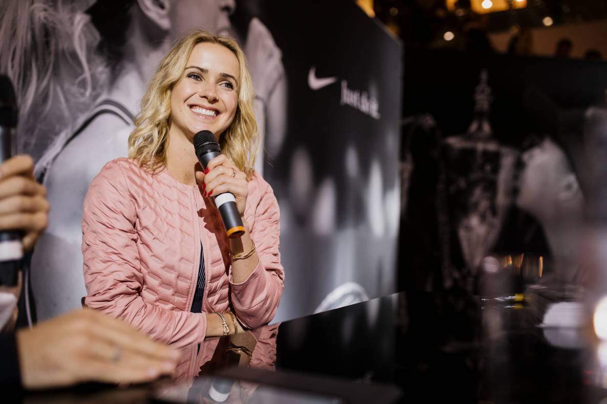 Відкрита зустріч з Еліною Світоліною у ТРЦ Gulliver image-23