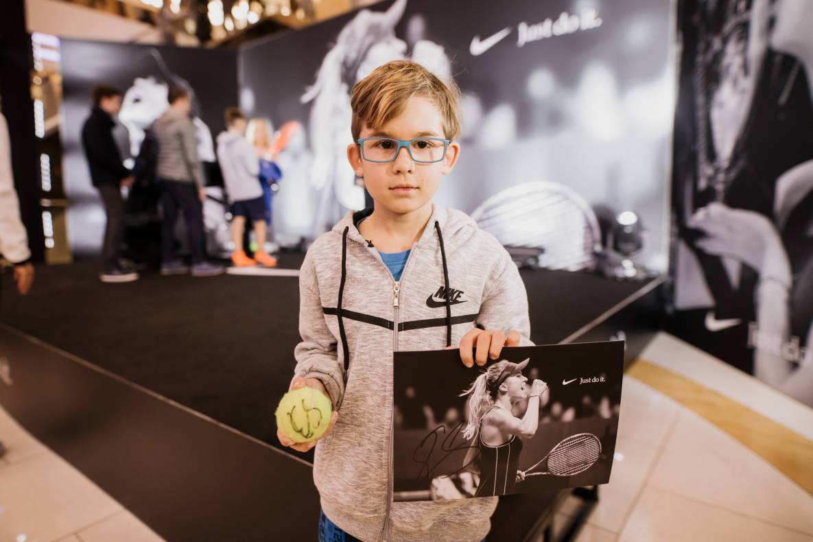 Відкрита зустріч з Еліною Світоліною у ТРЦ Gulliver image-47