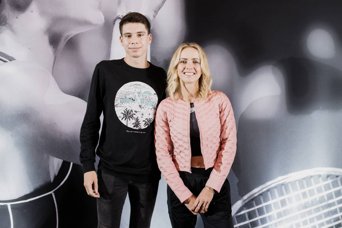 Відкрита зустріч з Еліною Світоліною у ТРЦ Gulliver image-60