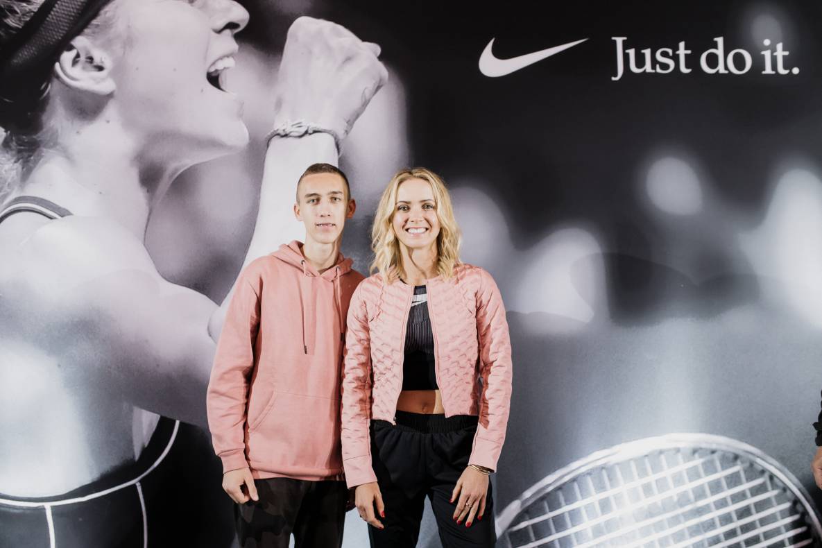 Відкрита зустріч з Еліною Світоліною у ТРЦ Gulliver image-61