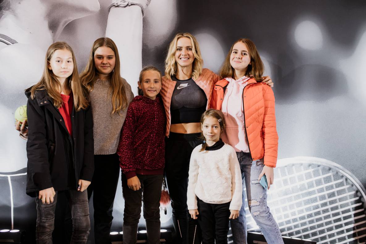 Відкрита зустріч з Еліною Світоліною у ТРЦ Gulliver image-65