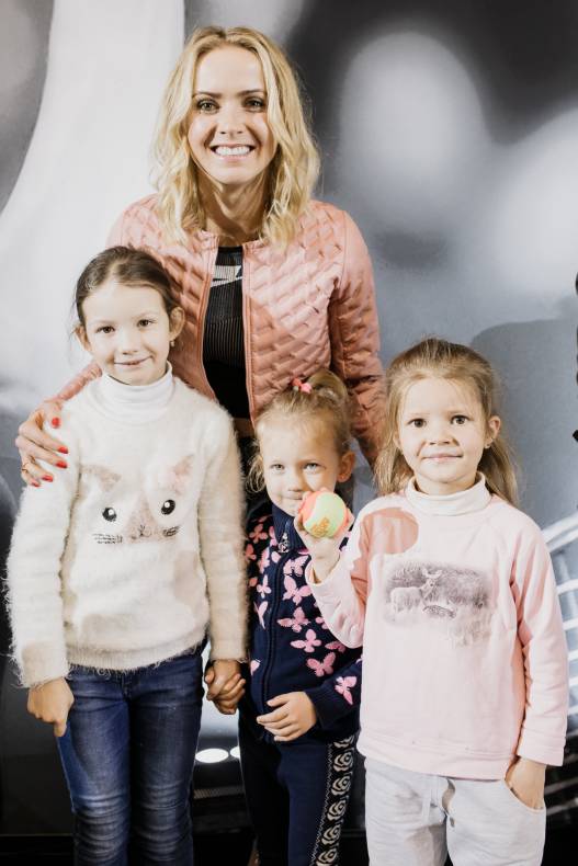 Відкрита зустріч з Еліною Світоліною у ТРЦ Gulliver image-71