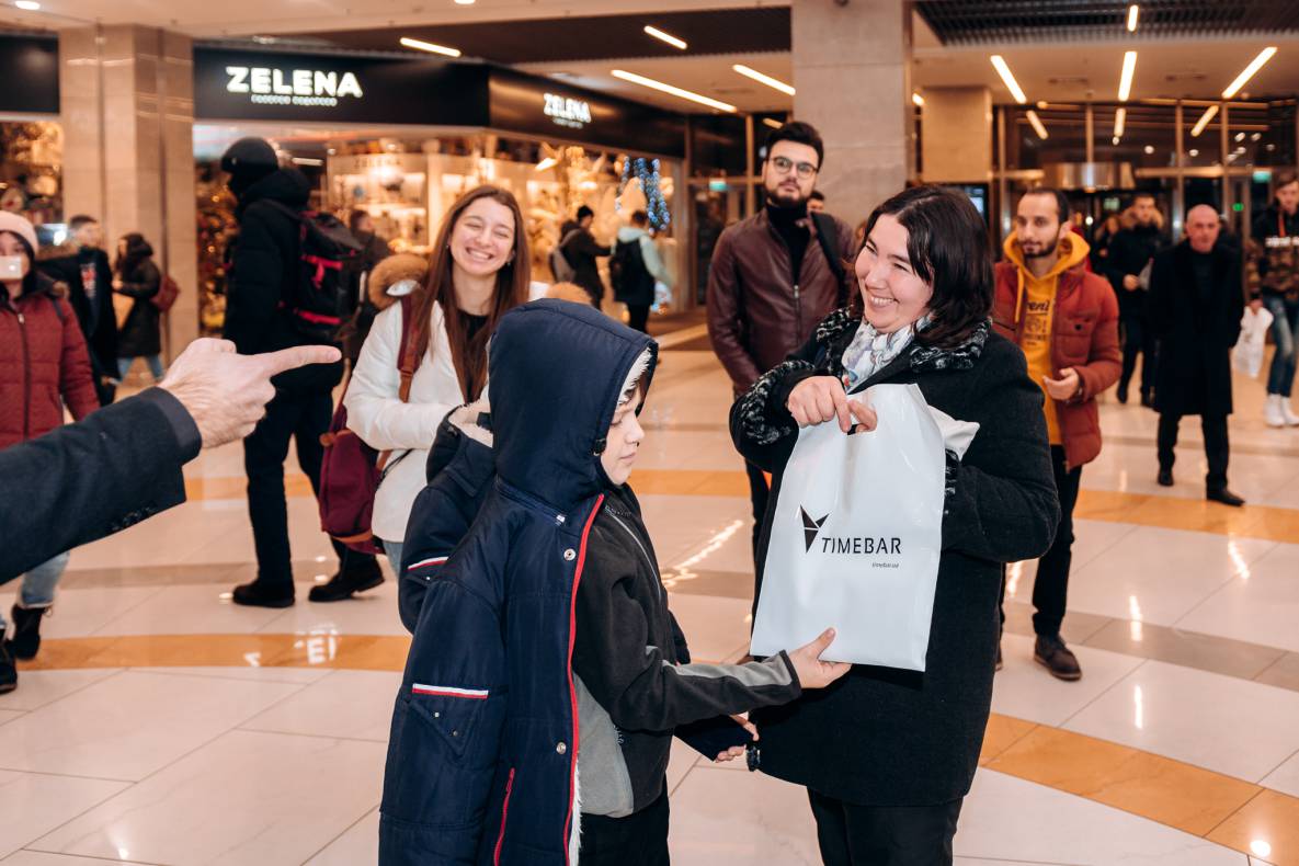 Black Friday image-13