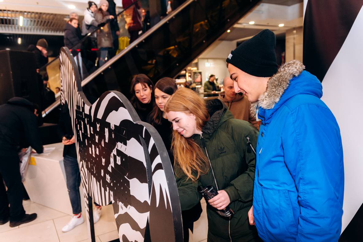 Black Friday image-21