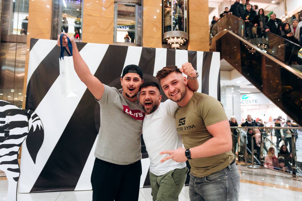 Black Friday image-103