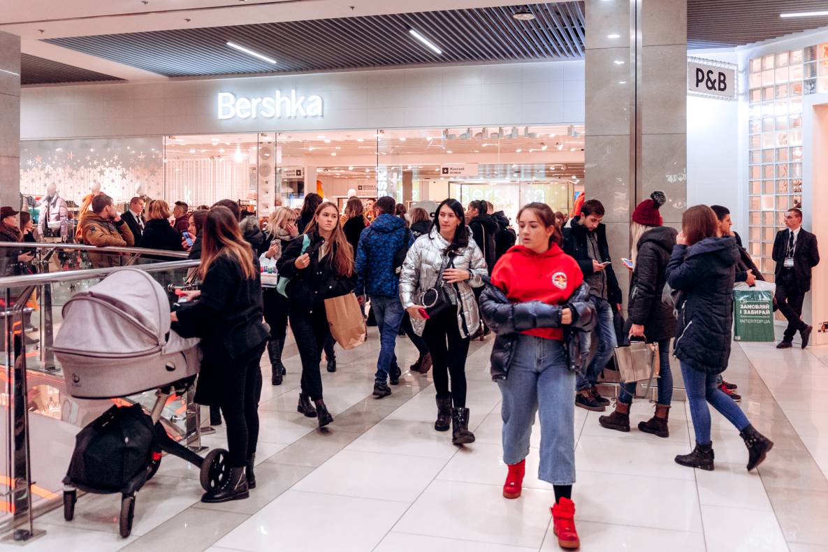 Black Friday image-112