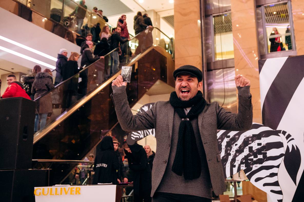 Black Friday image-131