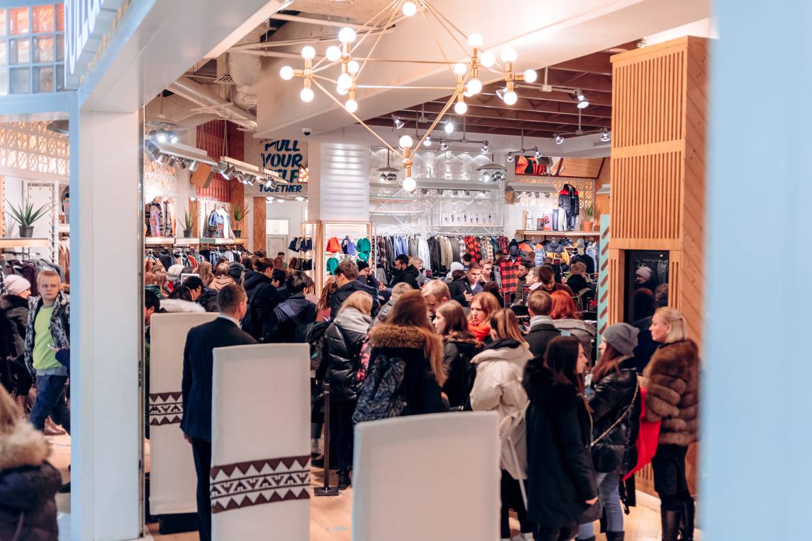 Black Friday image-140