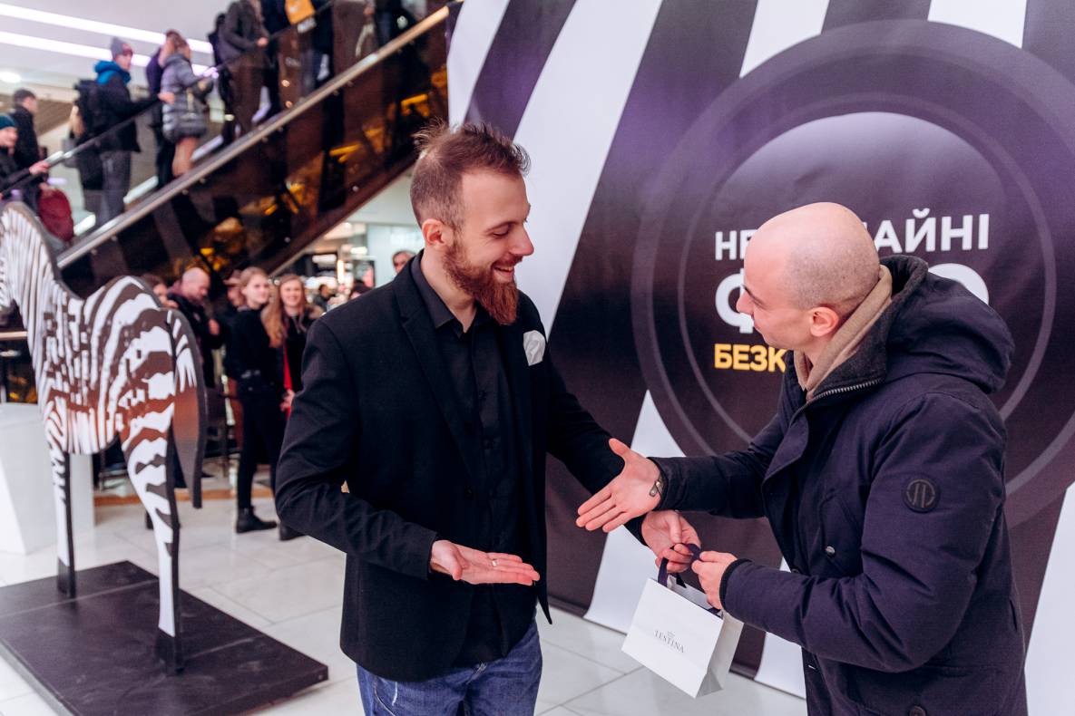 Black Friday image-138