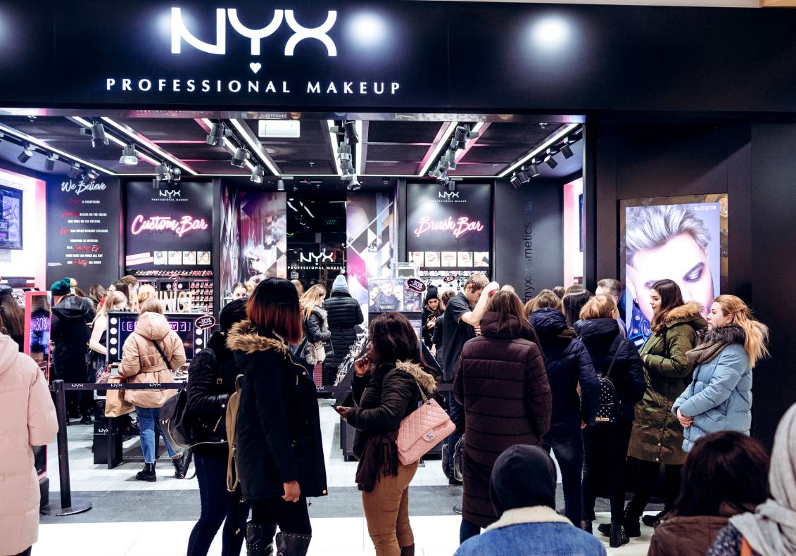 Black Friday image-159