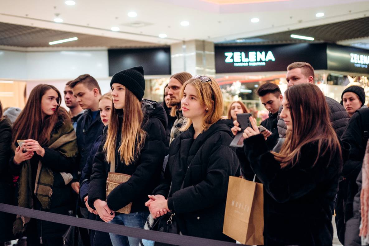 Автограф-сесія с Женею Синельниковим image-19