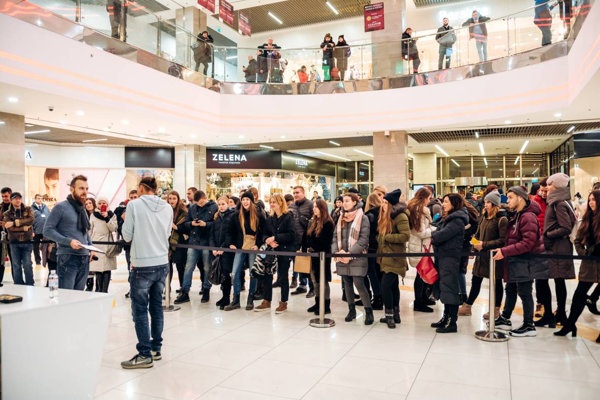 Автограф-сесія с Женею Синельниковим image-24