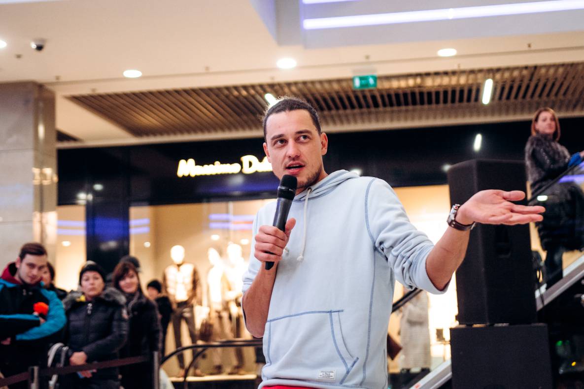 Автограф-сесія с Женею Синельниковим image-48