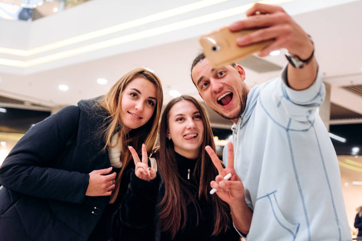 Автограф-сесія с Женею Синельниковим image-104