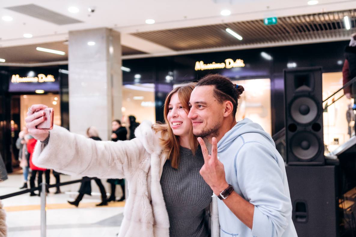 Автограф-сесія с Женею Синельниковим image-112