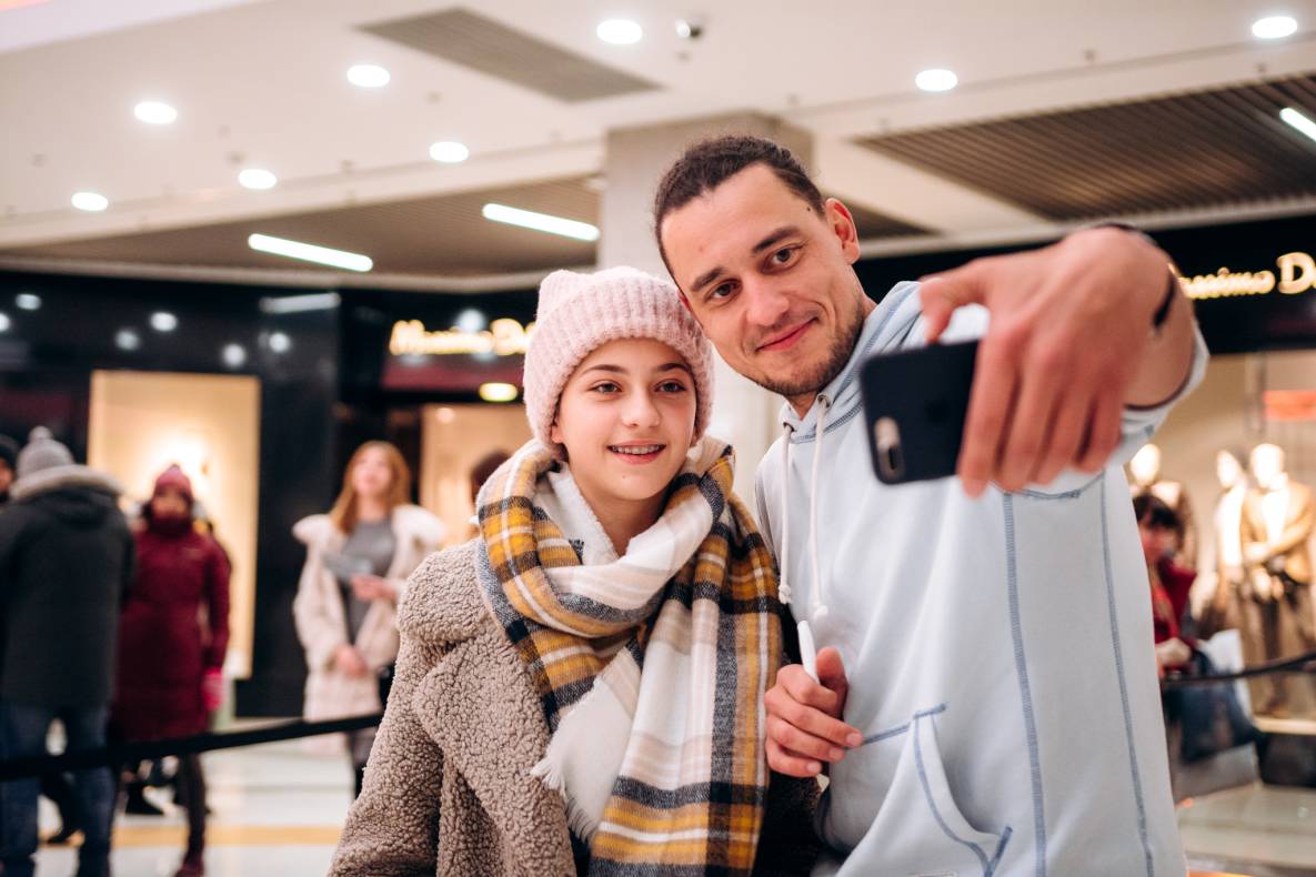 Автограф-сесія с Женею Синельниковим image-114