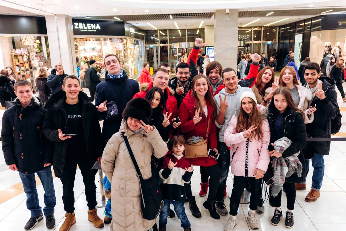 Автограф-сесія с Женею Синельниковим image-143