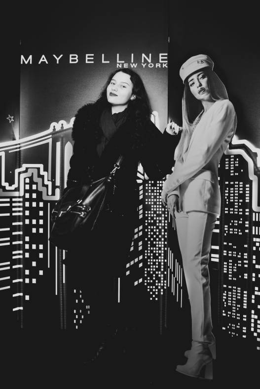 Presentation of the limited edition Maybelline NY collection from DoDo image-3