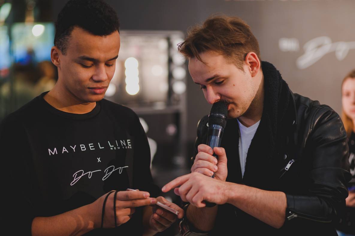 Presentation of the limited edition Maybelline NY collection from DoDo image-4