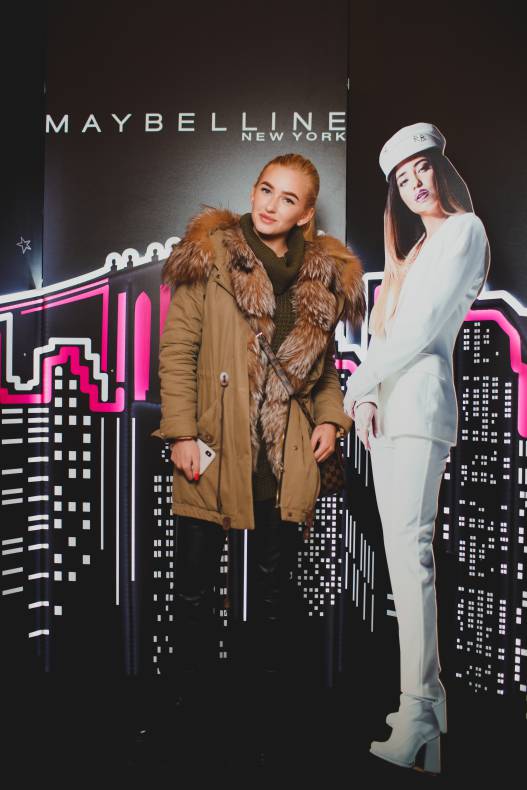 Presentation of the limited edition Maybelline NY collection from DoDo image-5