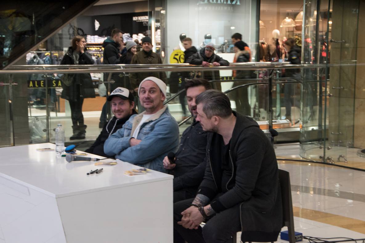 Автограф-сесія гурту Друга Ріка image-26