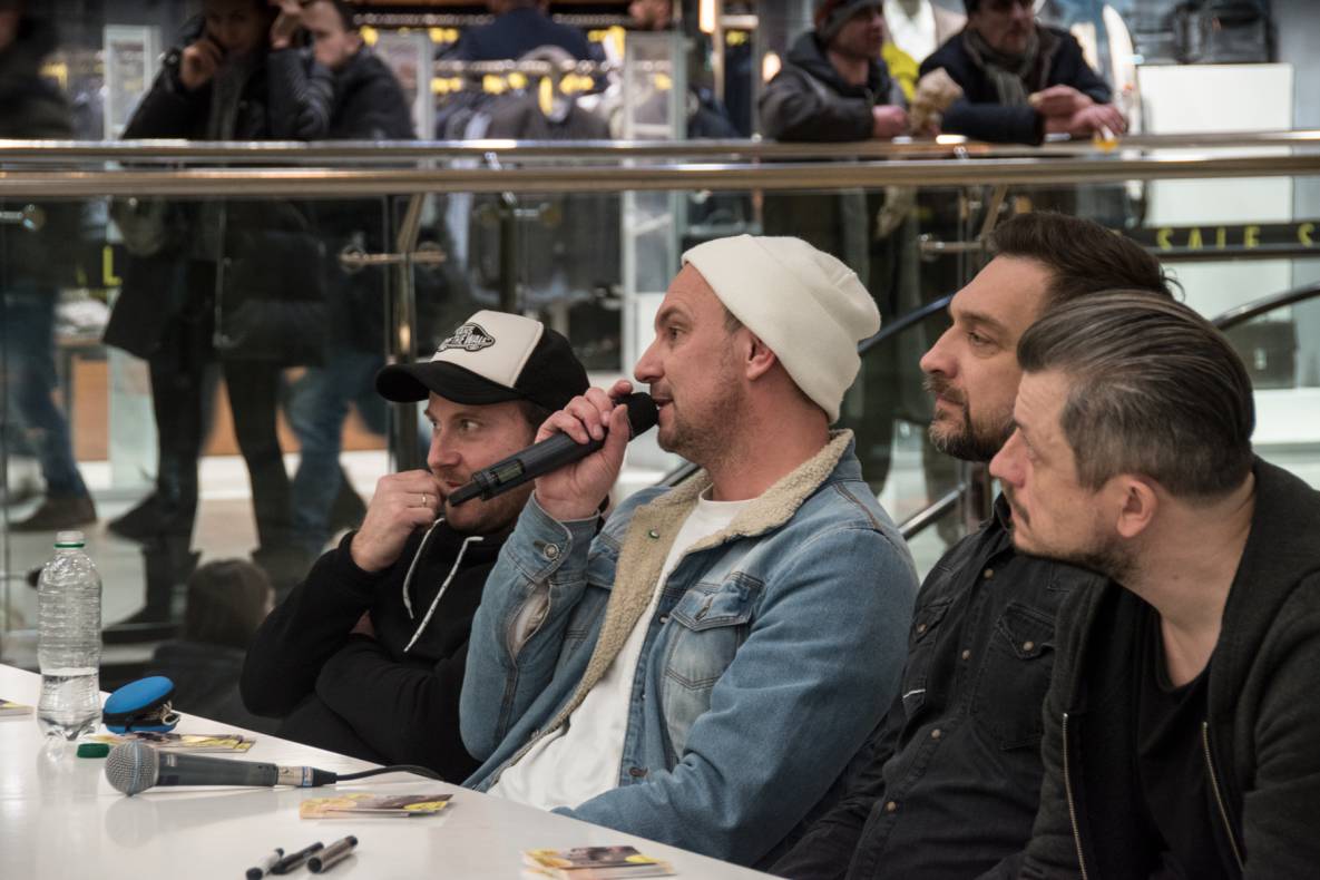 Автограф-сесія гурту Друга Ріка image-35