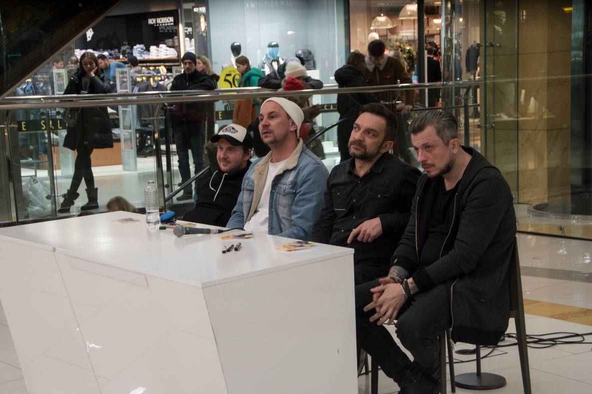 Автограф-сесія гурту Друга Ріка image-34