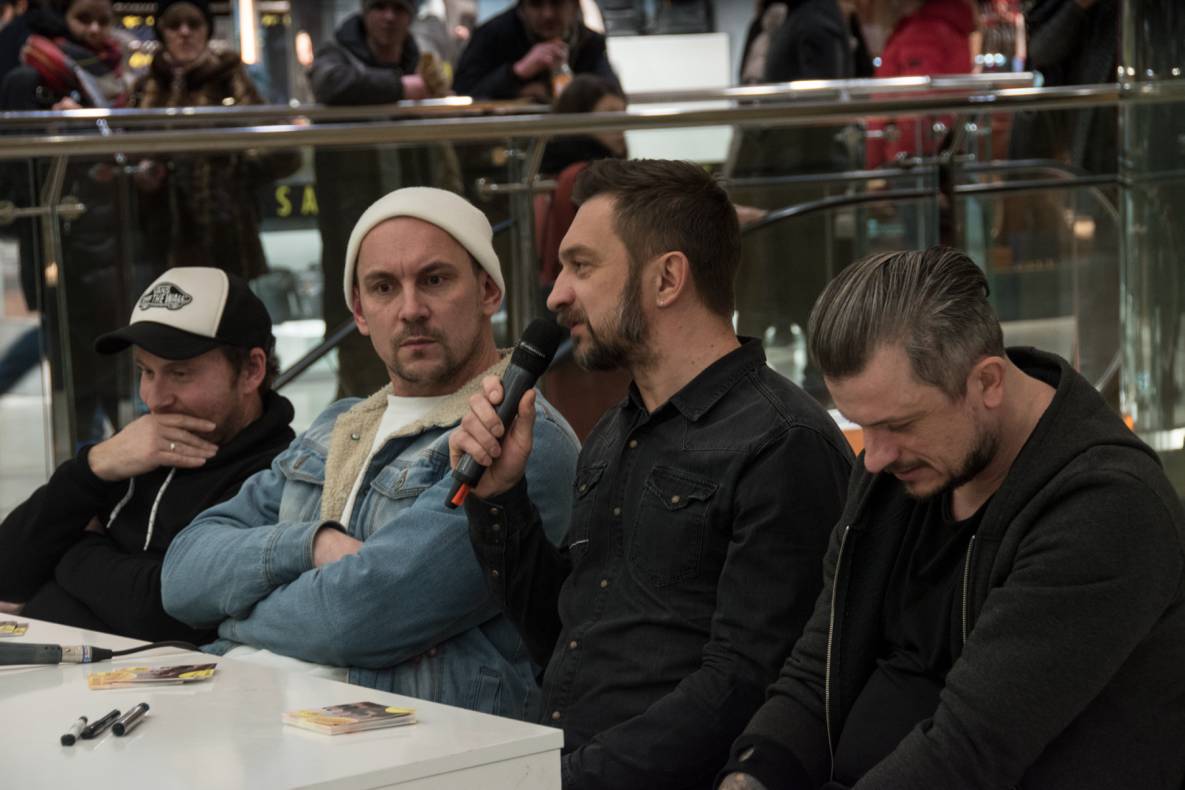 Автограф-сесія гурту Друга Ріка image-37